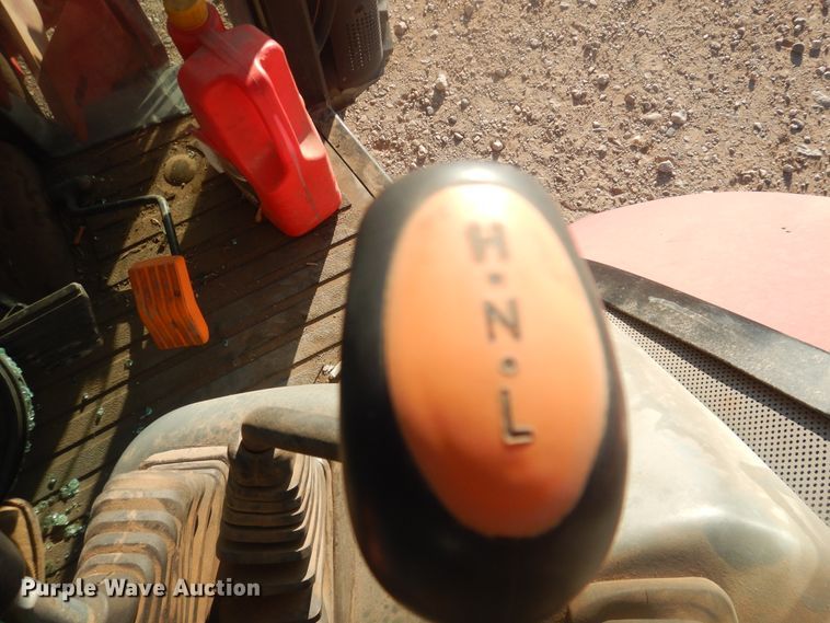 image for item DI3670 2004 McCormick CX105  MFWD tractor