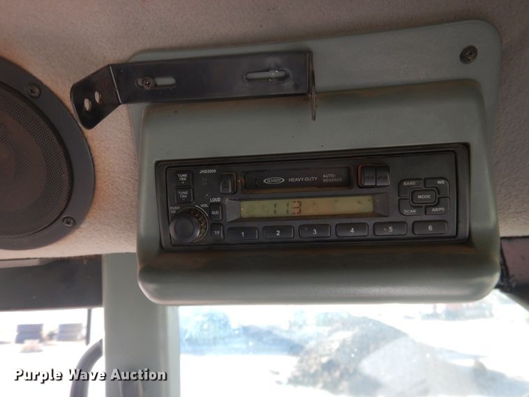 image for item DI3670 2004 McCormick CX105  MFWD tractor