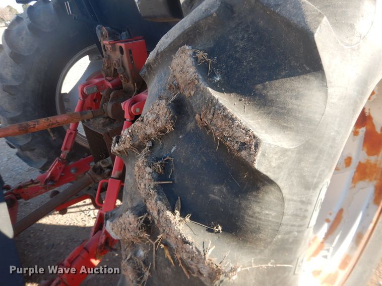 image for item DI3670 2004 McCormick CX105  MFWD tractor