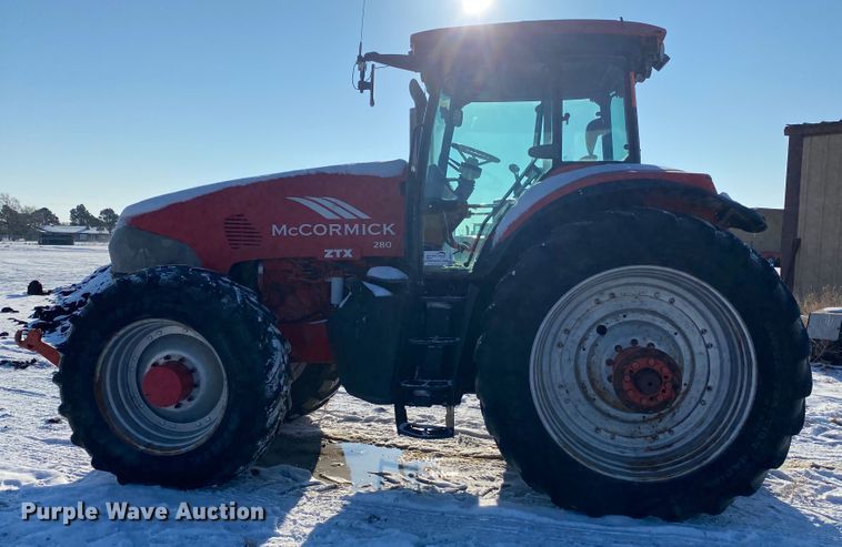 image for item DI3671 2004 McCormick ZTX280  MFWD tractor