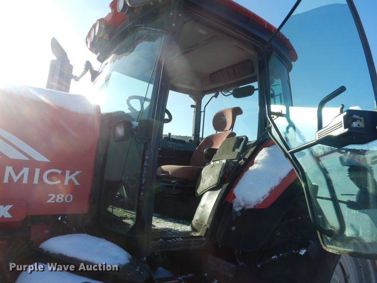 image for item DI3671 2004 McCormick ZTX280  MFWD tractor