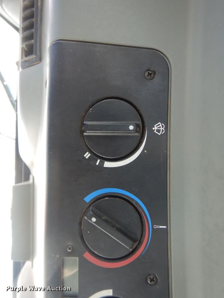 image for item DI3671 2004 McCormick ZTX280  MFWD tractor