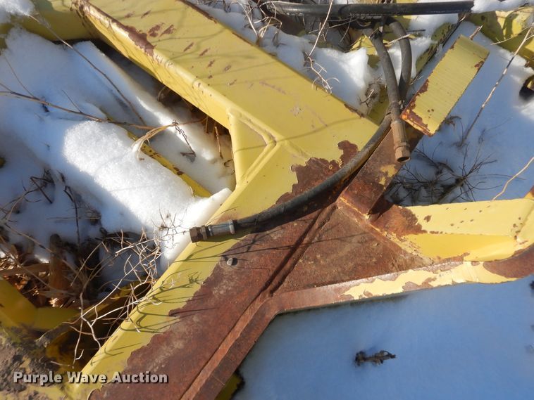 image for item DI3672 Degelman 14-1 silage/dozer blade