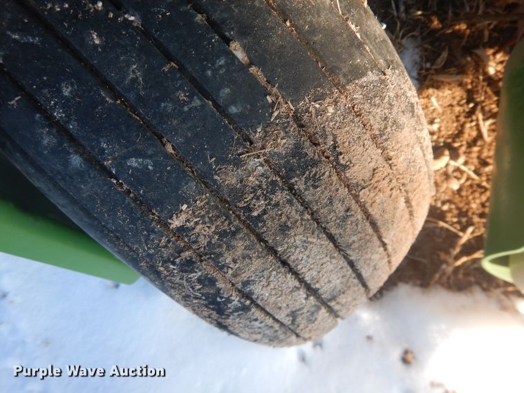 image for item DI3673 2013 Krone Easy Flow 380 pickup head