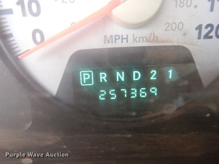 image for item DI3675 2007 Dodge Ram 1500  Mega Cab flatbed pickup truck