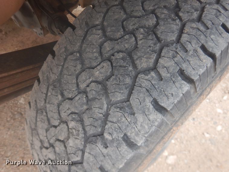 image for item DI3675 2007 Dodge Ram 1500  Mega Cab flatbed pickup truck