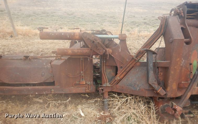 image for item DI3678 2013 Krone Easy Collect 903 forage head