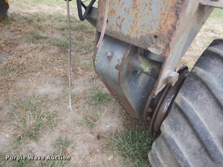 image for item GR9797 SpraCoupe 220 sprayer