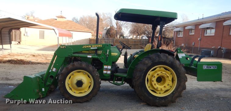 image for item HG9787 2003 John Deere 5205  tractor