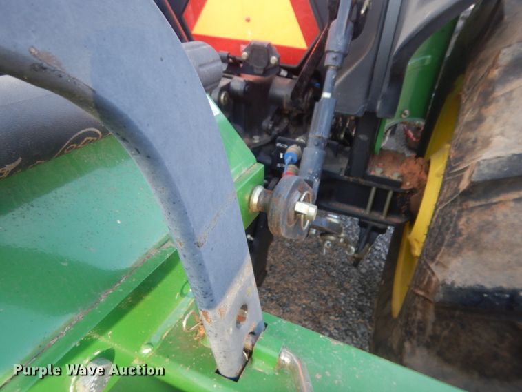 image for item HG9787 2003 John Deere 5205  tractor