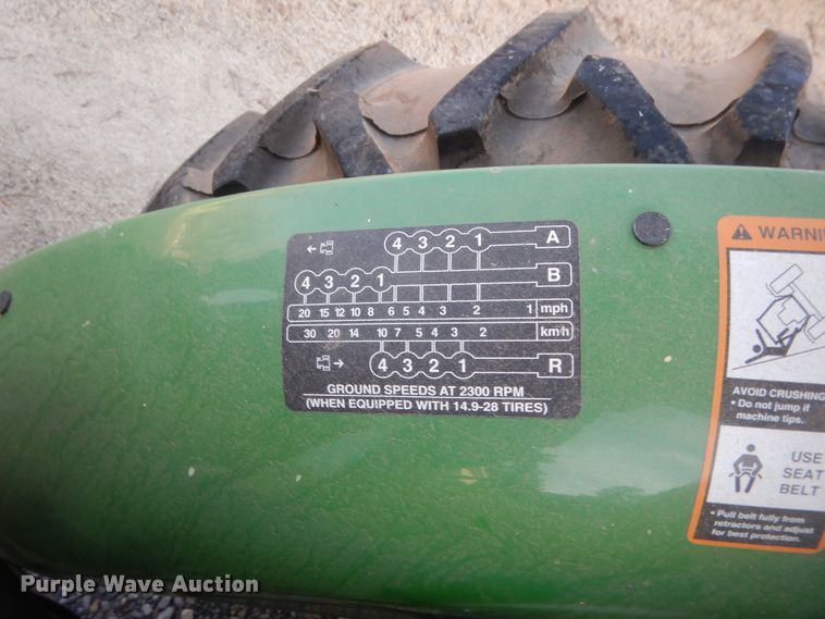 image for item HG9787 2003 John Deere 5205  tractor