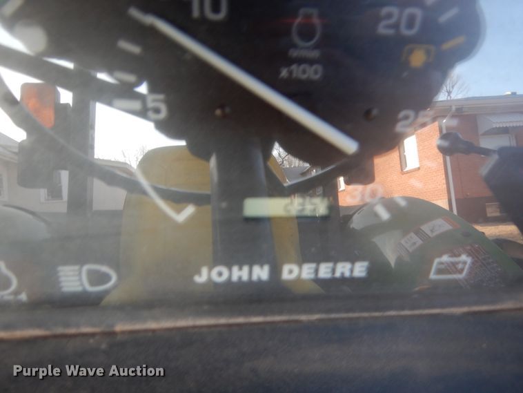 image for item HG9787 2003 John Deere 5205  tractor