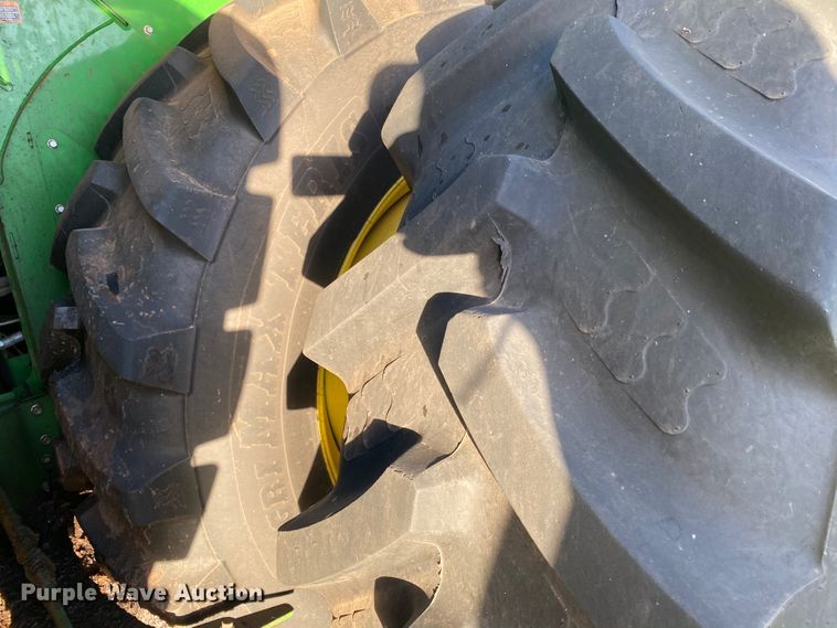 image for item HI9014 2019 John Deere CP690 cotton picker