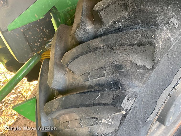 image for item HI9014 2019 John Deere CP690 cotton picker