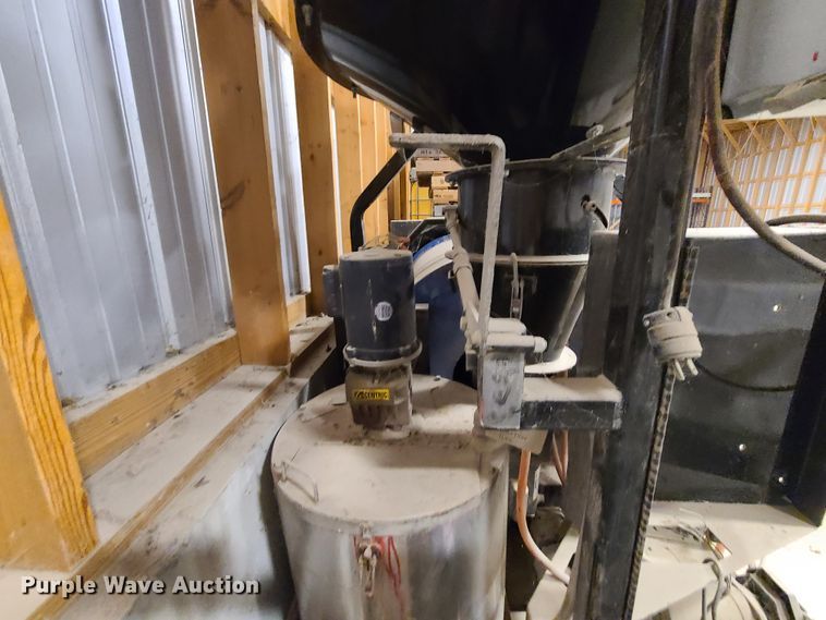 image for item HM9799 USC LP800 seed treater