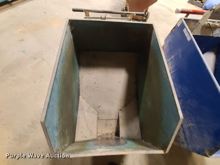 image for item HM9801 (2) seed hoppers