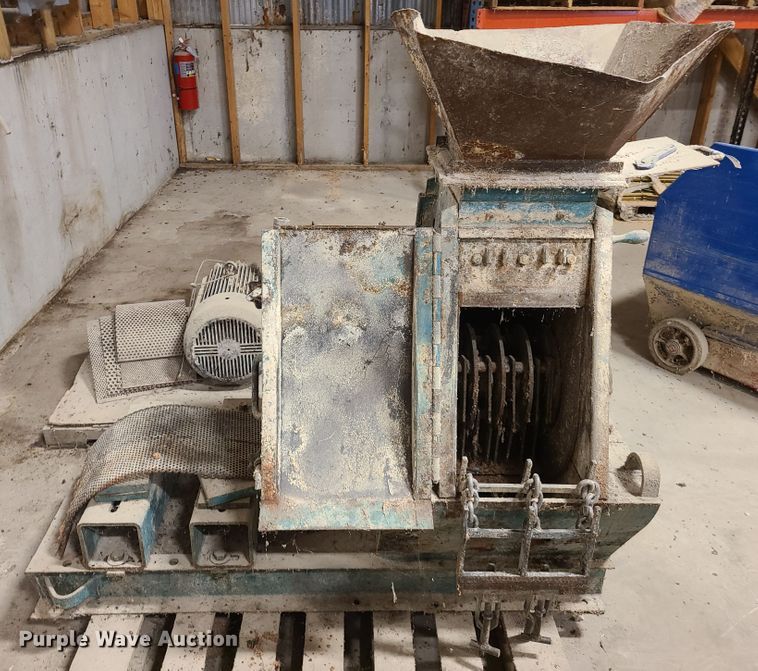 image for item HM9802 Champion feed grinder