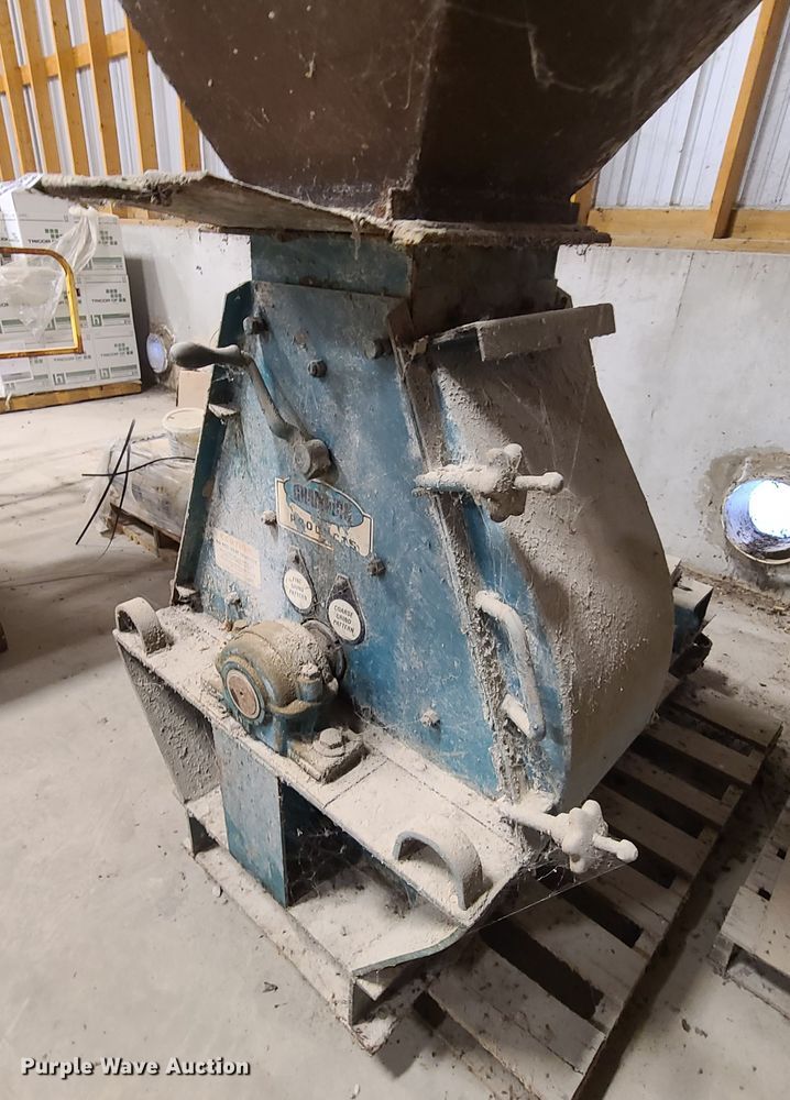 image for item HM9802 Champion feed grinder
