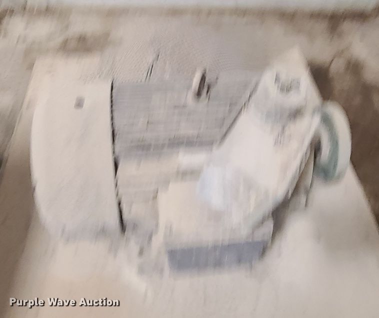 image for item HM9802 Champion feed grinder