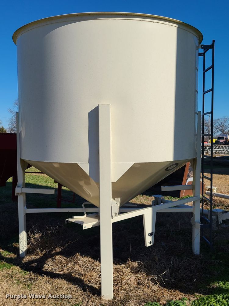 image for item HM9806 Meridian hopper