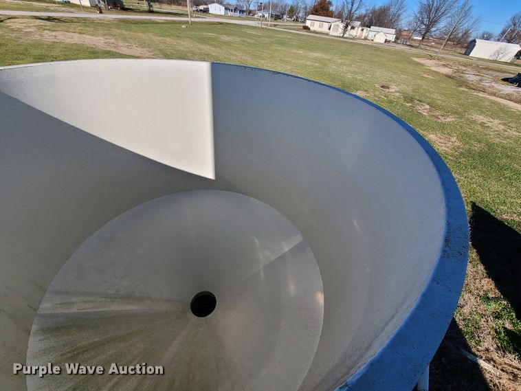 image for item HM9806 Meridian hopper