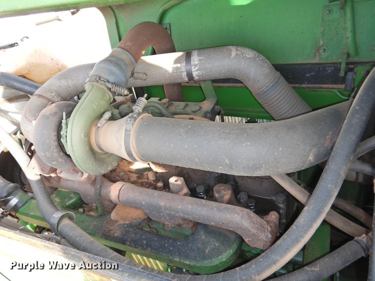 image for item HN9073 1990 John Deere 8760  4WD tractor