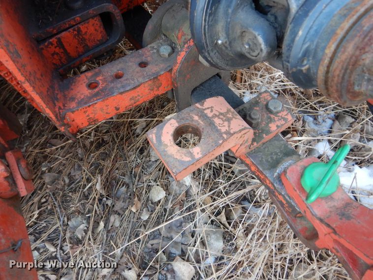 image for item HS9805 1977 Case 1570  tractor