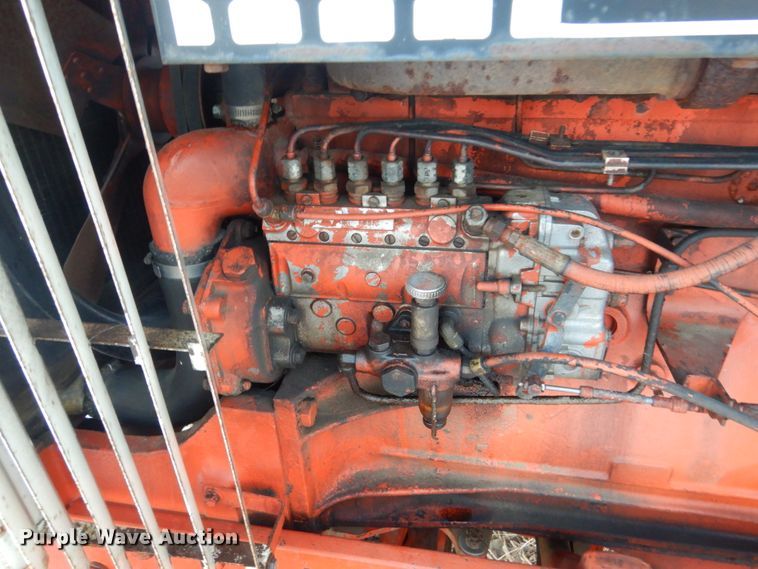 image for item HS9805 1977 Case 1570  tractor