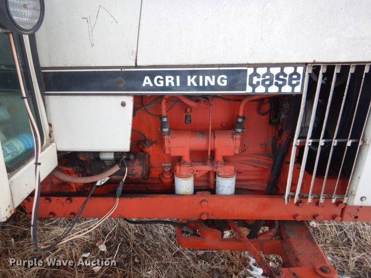 image for item HS9805 1977 Case 1570  tractor