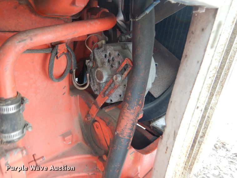 image for item HS9805 1977 Case 1570  tractor