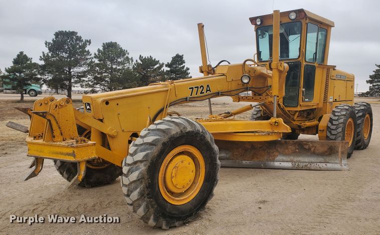 image for item HW9609 1979 John Deere 772A  motor grader