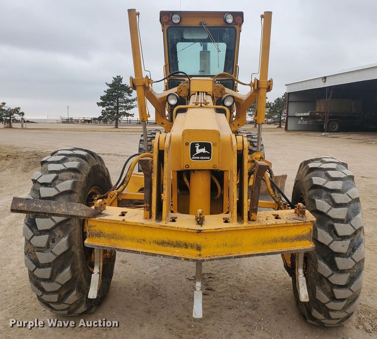 image for item HW9609 1979 John Deere 772A  motor grader