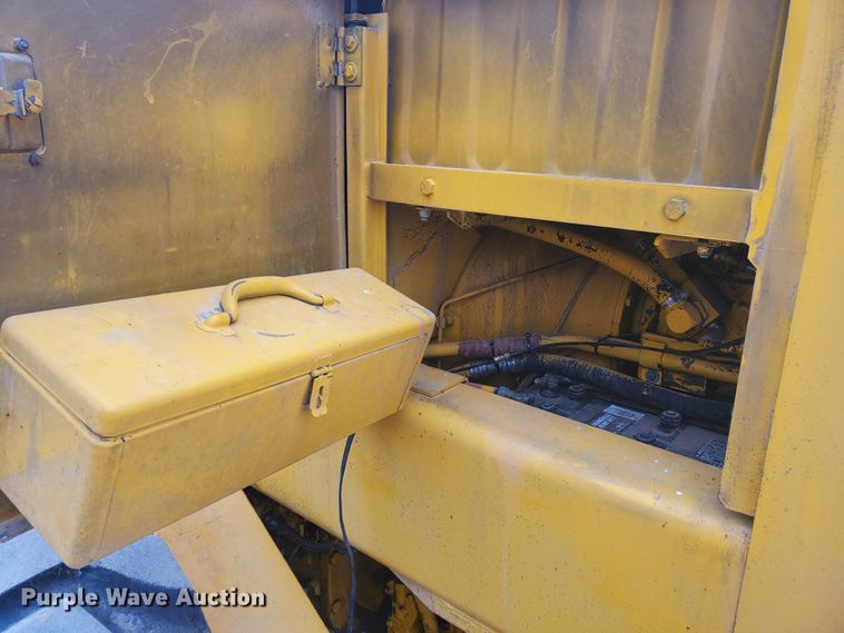 image for item HW9609 1979 John Deere 772A  motor grader