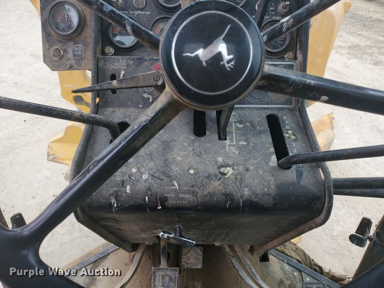 image for item HW9609 1979 John Deere 772A  motor grader