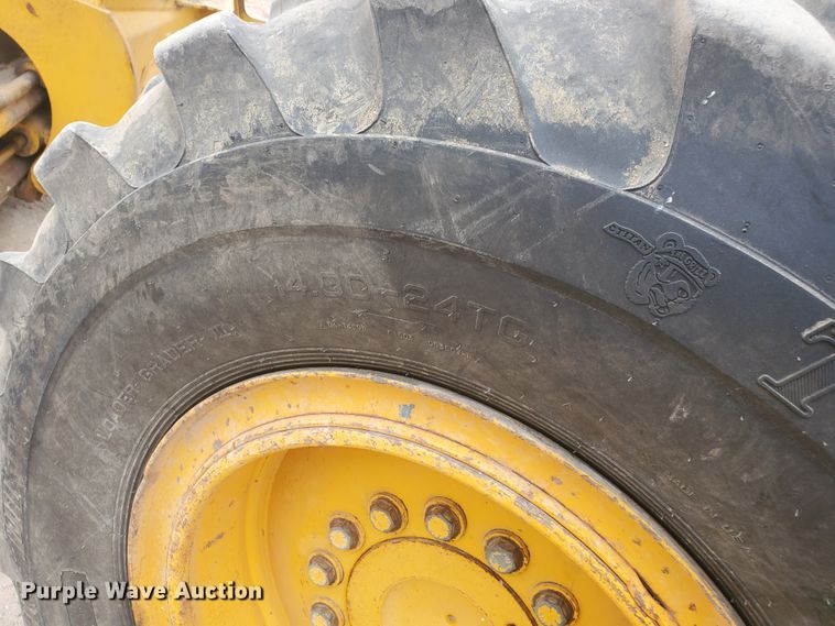 image for item HW9609 1979 John Deere 772A  motor grader