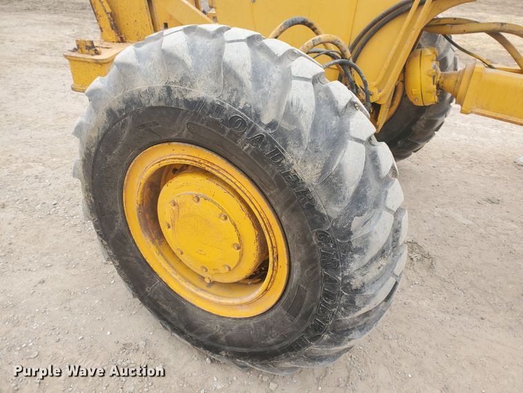 image for item HW9609 1979 John Deere 772A  motor grader