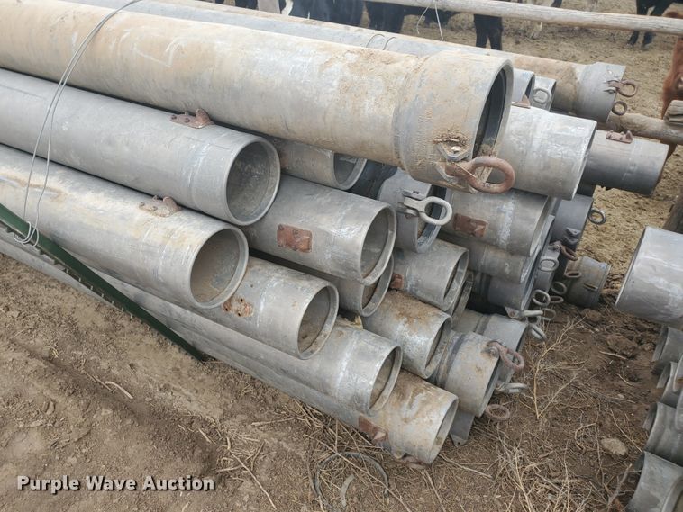 image for item HW9614 Approximately 43 pieces of aluminum irrigation pipes