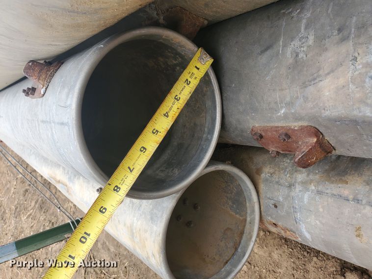 image for item HW9614 Approximately 43 pieces of aluminum irrigation pipes