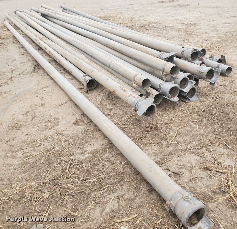 image for item HW9615 Approximately 26 pieces of aluminum irrigation pipes