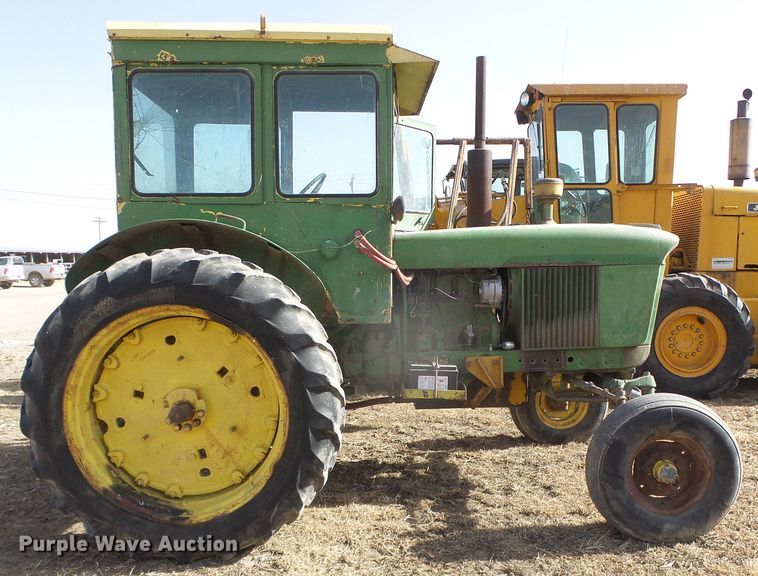 image for item HW9619 John Deere 3020  tractor