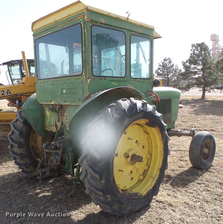 image for item HW9619 John Deere 3020  tractor