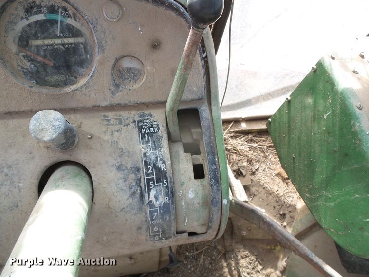 image for item HW9619 John Deere 3020  tractor