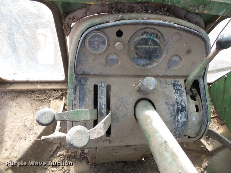 image for item HW9619 John Deere 3020  tractor