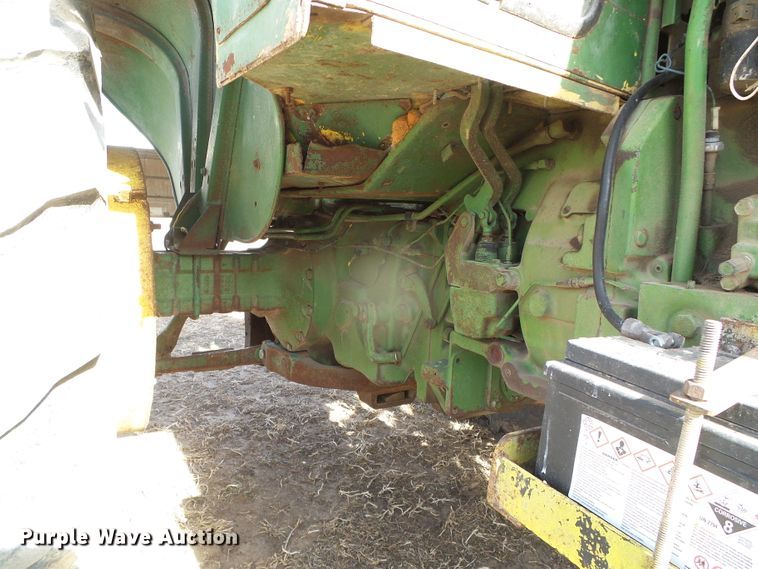 image for item HW9619 John Deere 3020  tractor