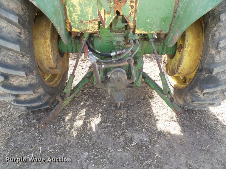 image for item HW9619 John Deere 3020  tractor