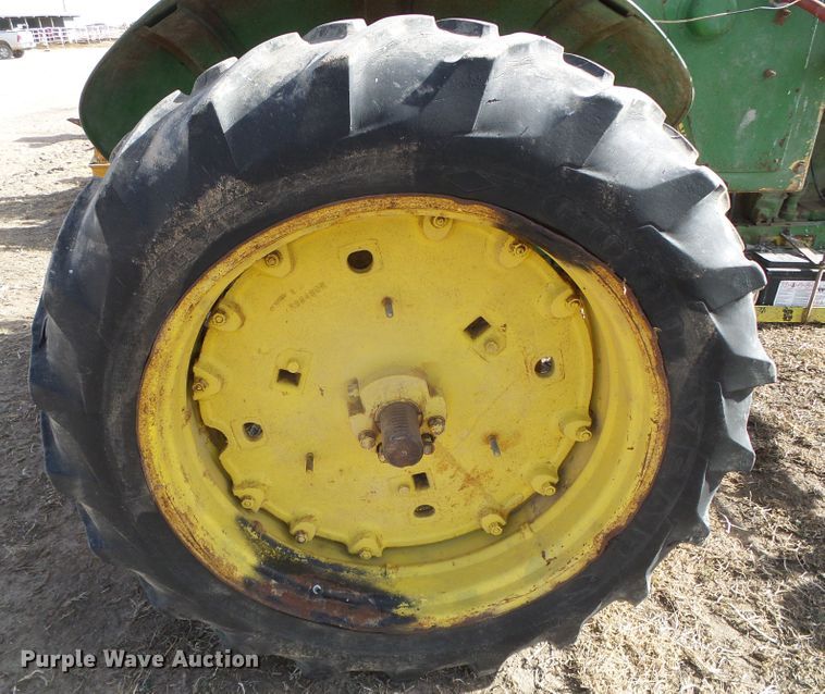 image for item HW9619 John Deere 3020  tractor