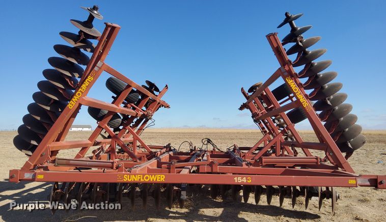 image for item HW9626 Sunflower 1543-33 tandem off-set disk