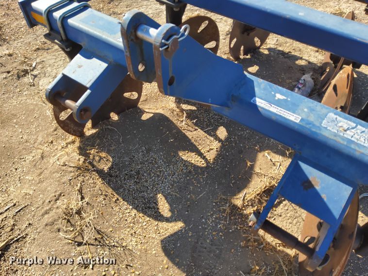 image for item HW9627 Blu-Jet TrackMaster track closer