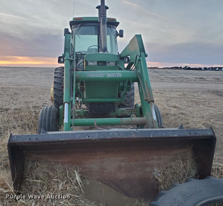 image for item HW9633 1976 John Deere 4630  tractor