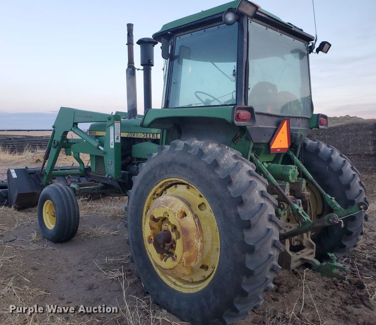 image for item HW9633 1976 John Deere 4630  tractor